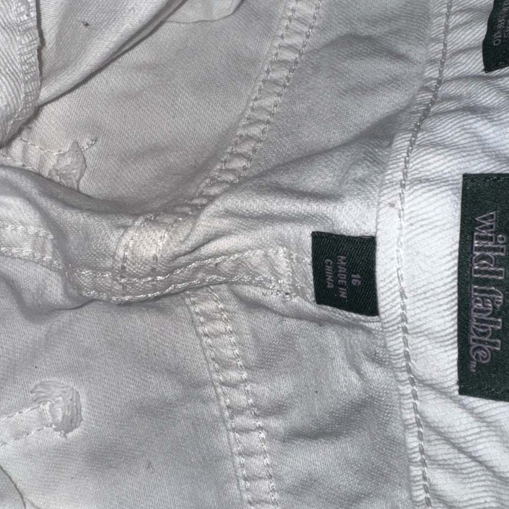 Wild Fable Crisp White Shorts